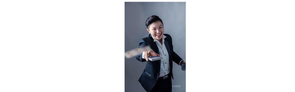 ADULTS (15+) VIRTUAL Magic Show with Trace of Magic